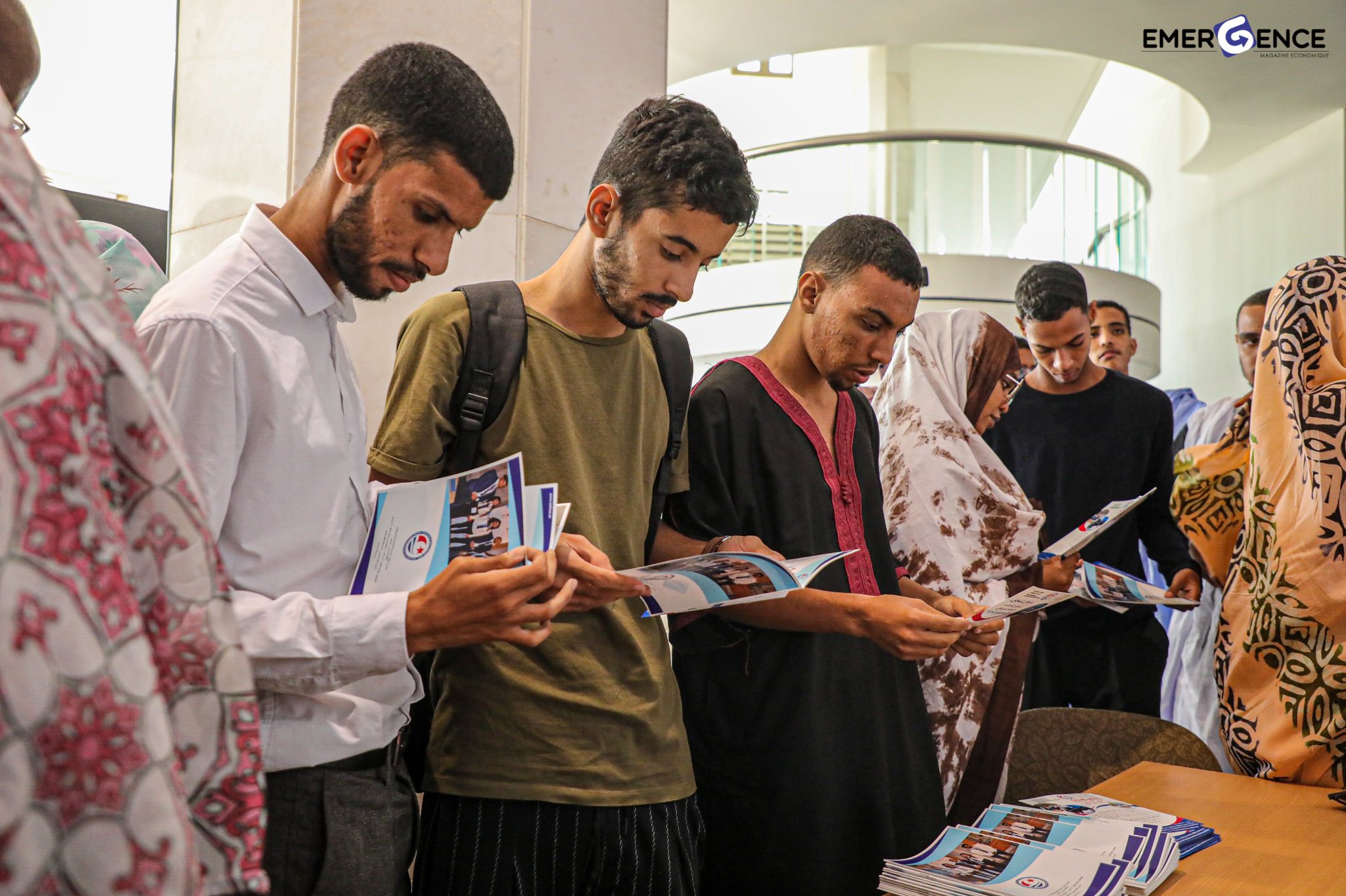 Visite des stands MauriSup 2025